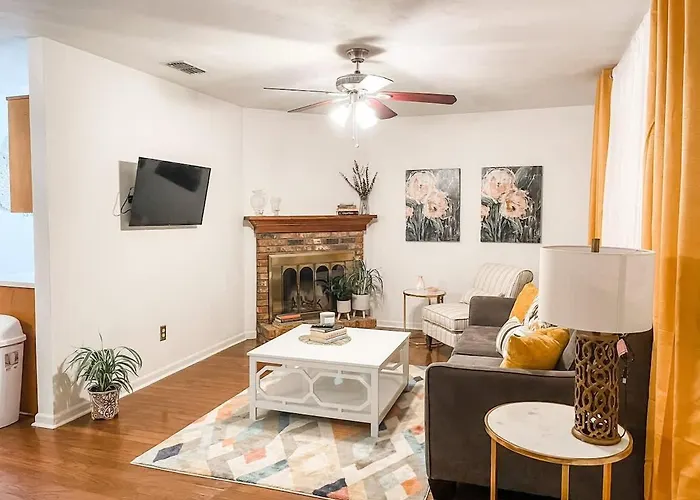 Tally Town Gem 2bdr 2 Ba Townhome Tallahassee