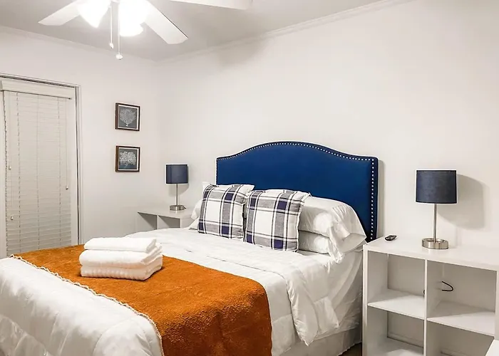 Tally Town Gem 2bdr 2 Ba Townhome