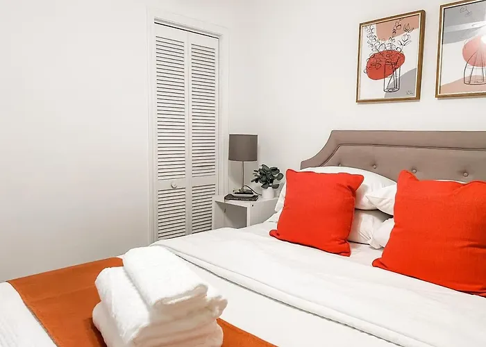 Tally Town Gem 2bdr 2 Ba Townhome